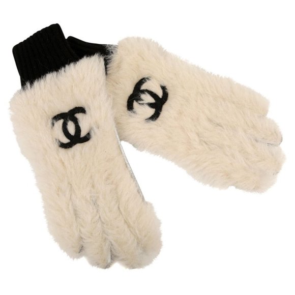 Chanel White Fur CC Gloves - Picture 1 of 5